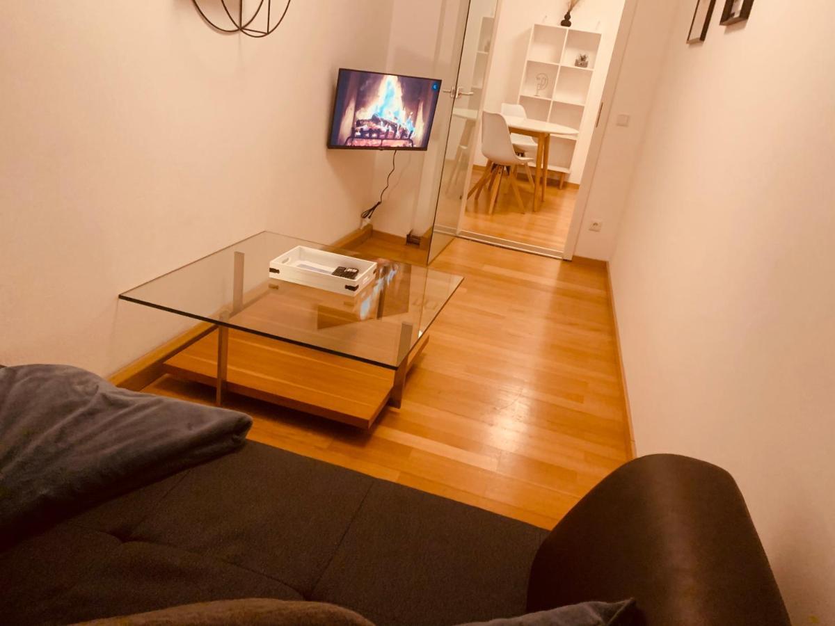 Felix Living 4, Modern & Cozy 2 Zimmer Wohnung, Balkon, Parkplatz Salzweg Exterior photo